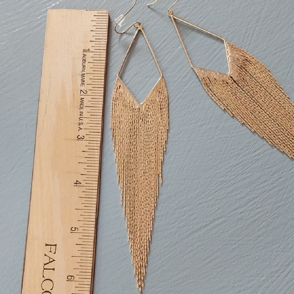 Elegant Gold Dangle Earrings - Picture 3 of 4